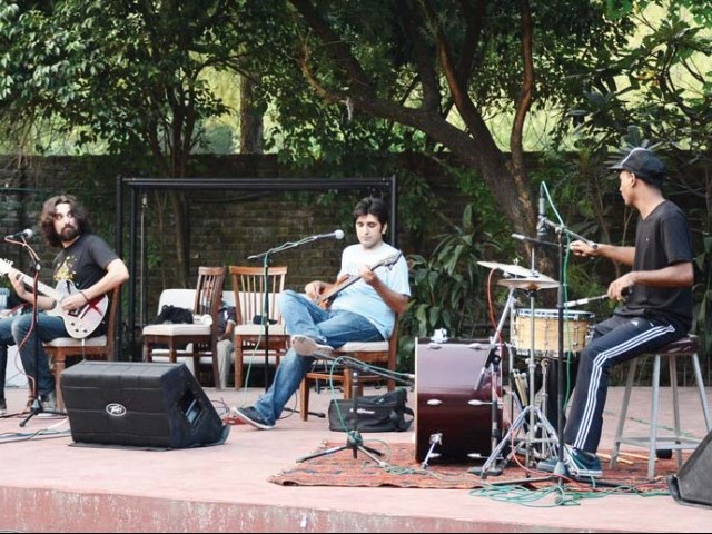 The band not only performed their latest singles but also interacted with the audience. PHOTO: HUMA CHOUDHARY<br />
